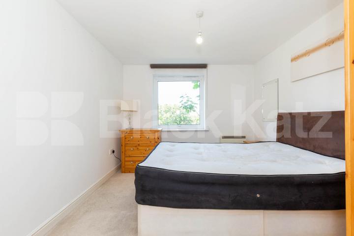 Large 1 bedroom property short walk to Bounds Green Station Cline Road, Bounds Green